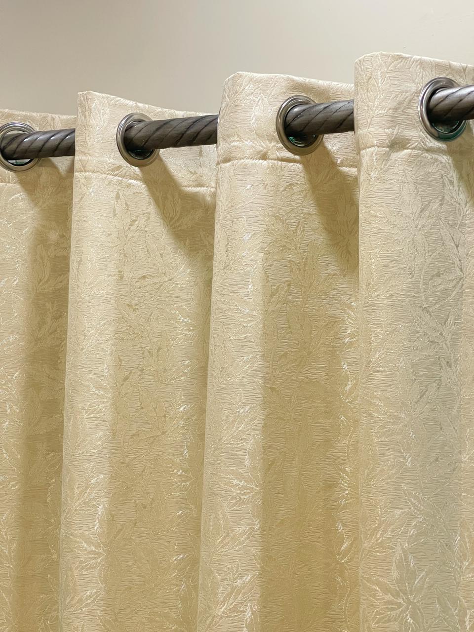 curtain (per yard)